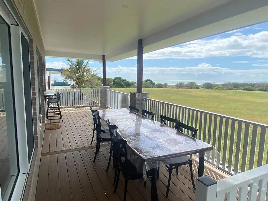 Apartment Rules Beach House Qld 4674- Opt 2 - 3Bdr Unit, 2Br Deepwater